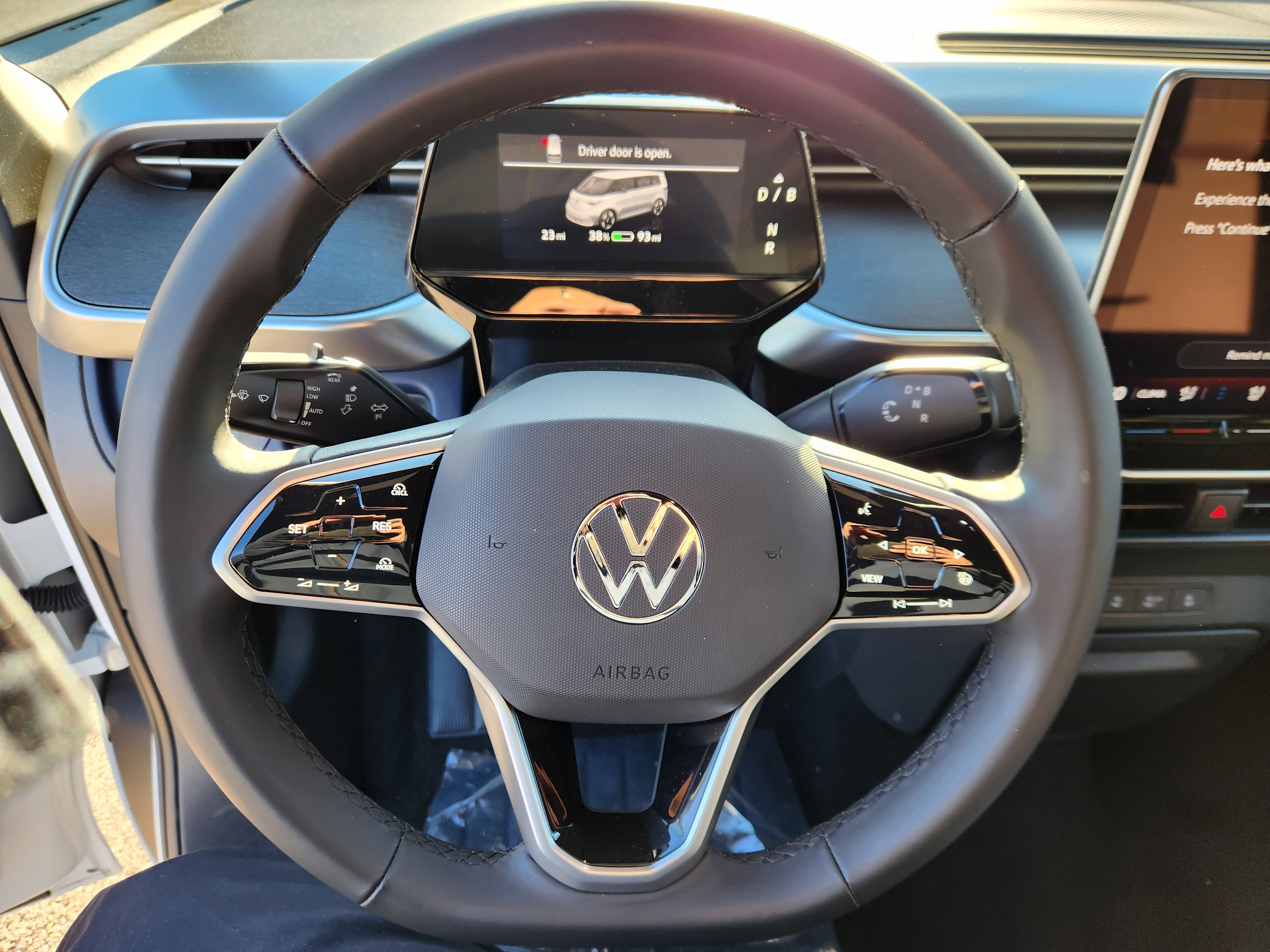 New 2025 Volkswagen ID. Buzz Pro S image 9