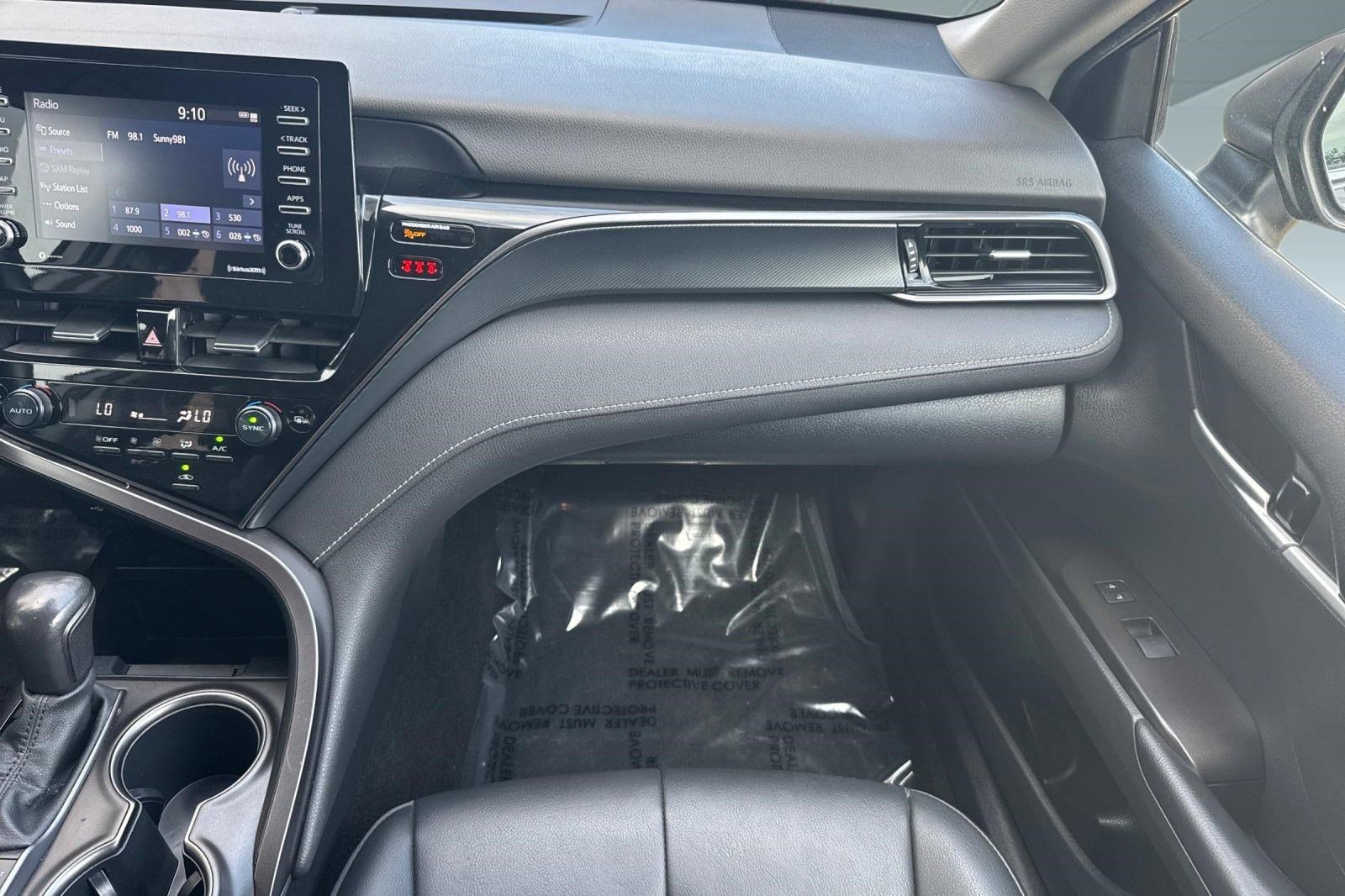 Used 2023 Toyota Camry SE w/ Convenience Package image 28