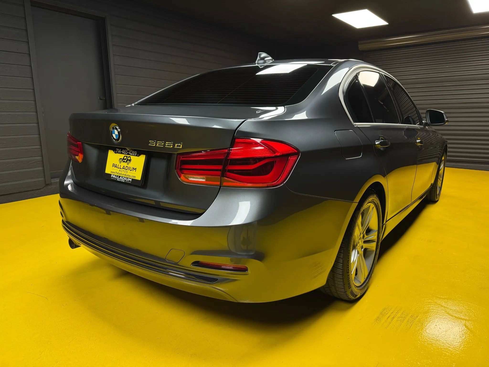 Used 2018 BMW 328d Sedan image 6