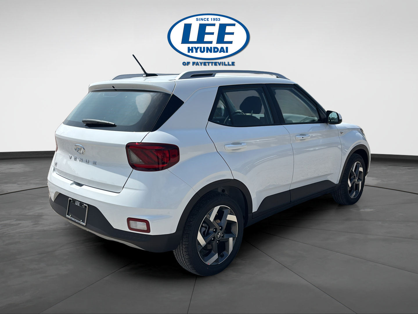New 2026 Hyundai Venue SEL FWD image 3