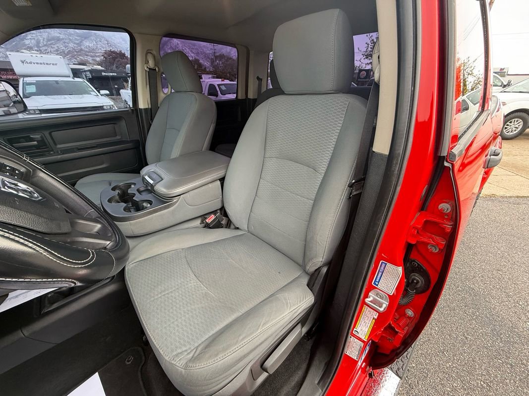 Used 2013 RAM 2500 Tradesman w/ Chrome Appearance Group AWD/4WD image 14