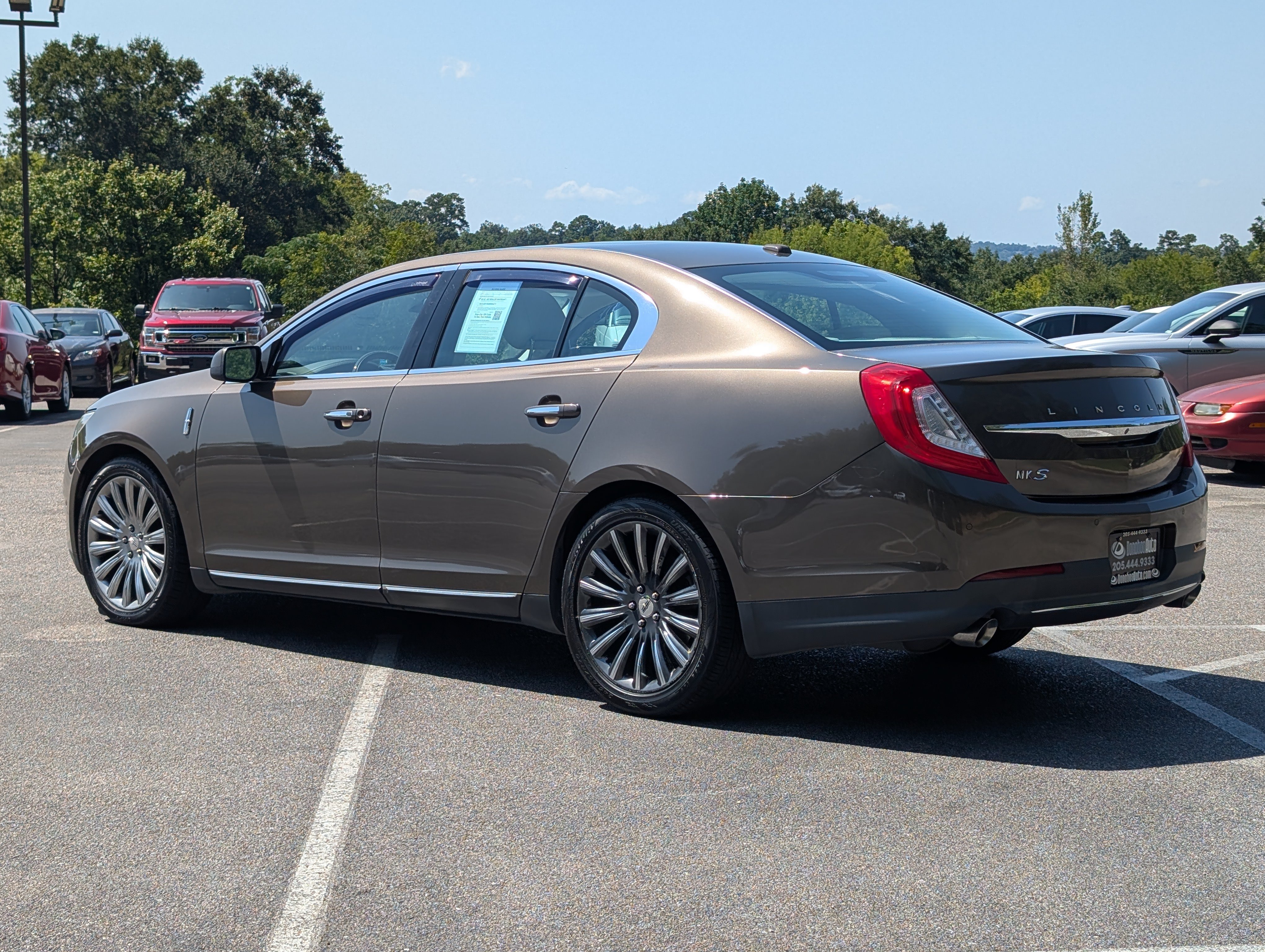 Used 2015 Lincoln MKS w/ Equipment Group 101A FWD image 5