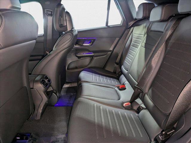 New 2025 Mercedes-Benz GLC 300 image 16