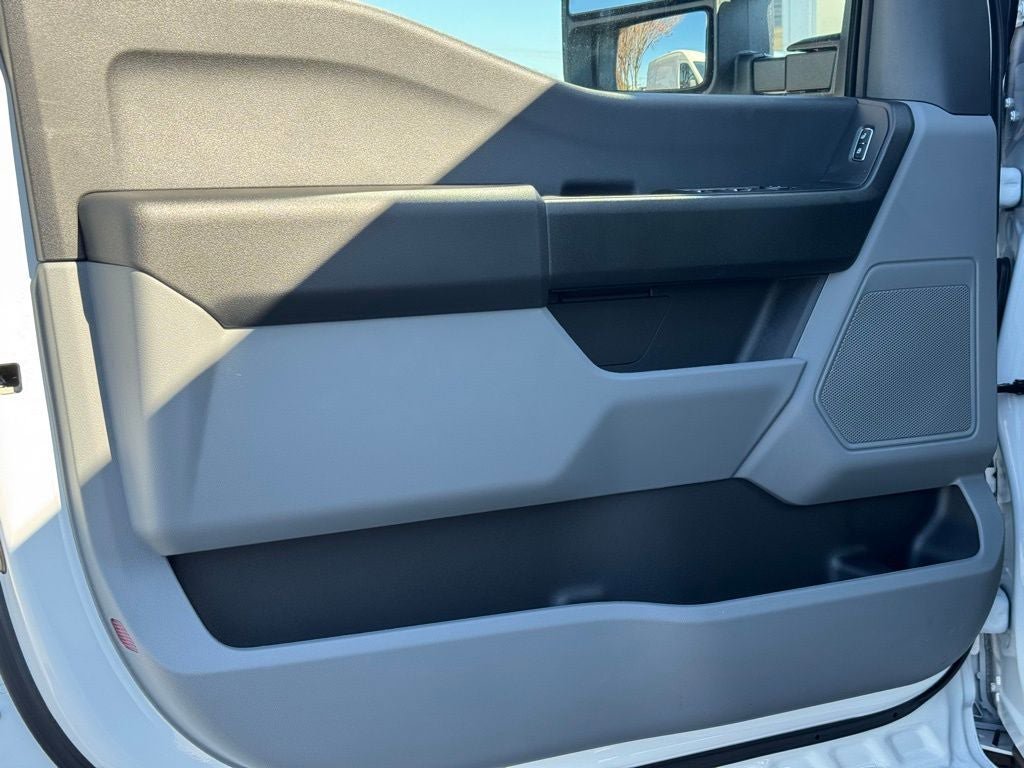 New 2026 Ford F250 XL image 12
