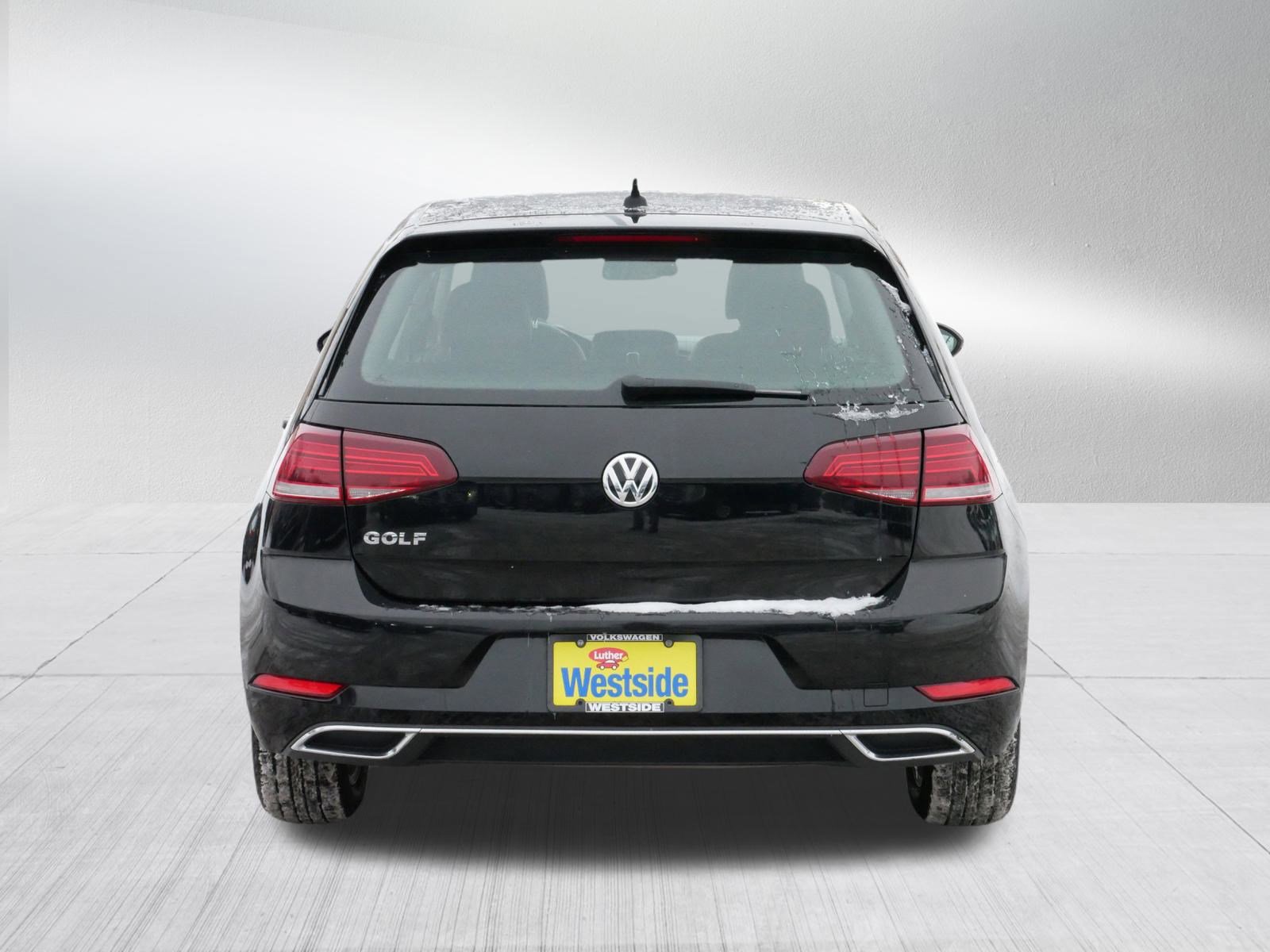 Used 2020 Volkswagen Golf 4-Door image 6