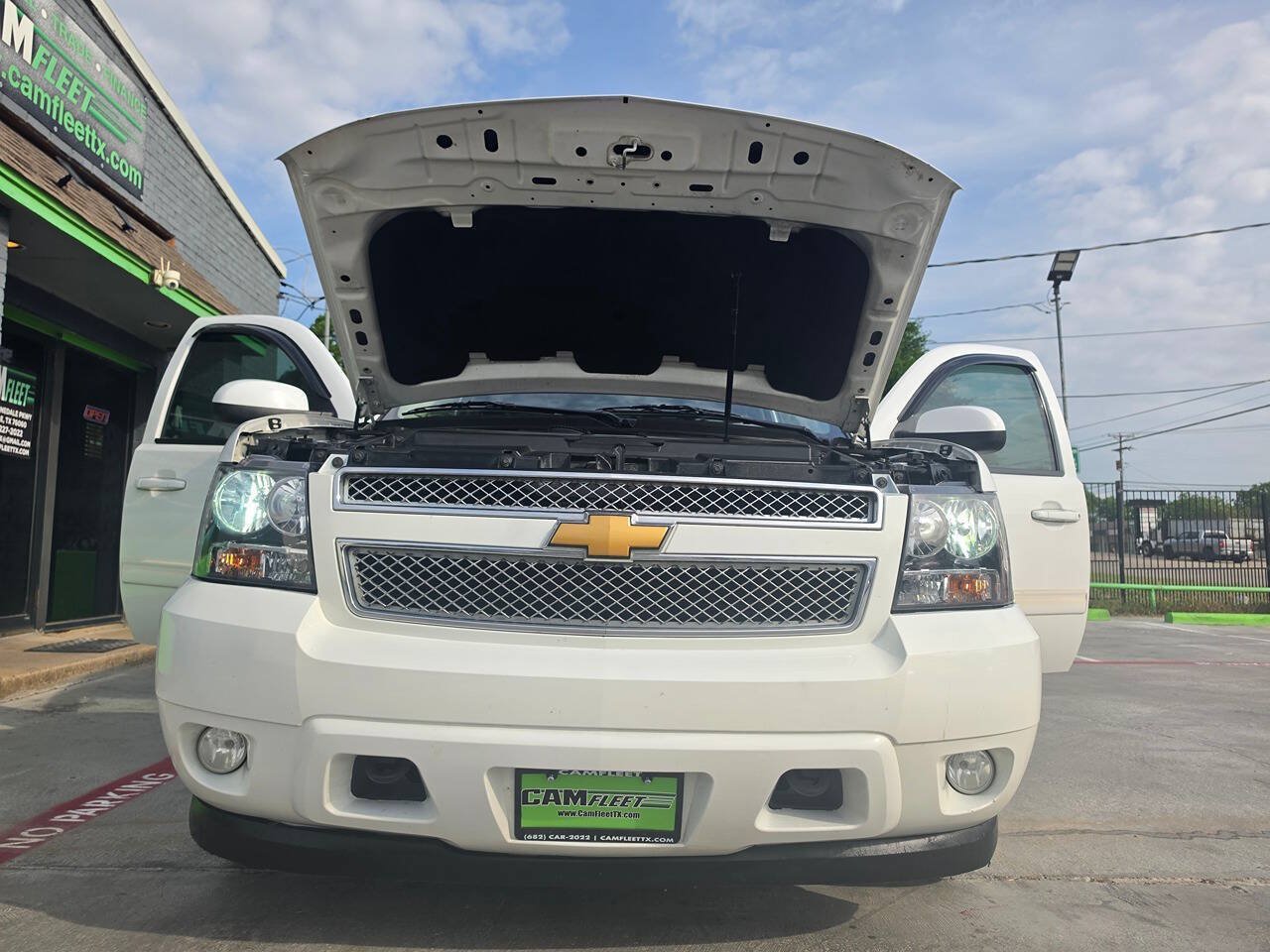 Used 2012 Chevrolet Suburban LT AWD/4WD image 55
