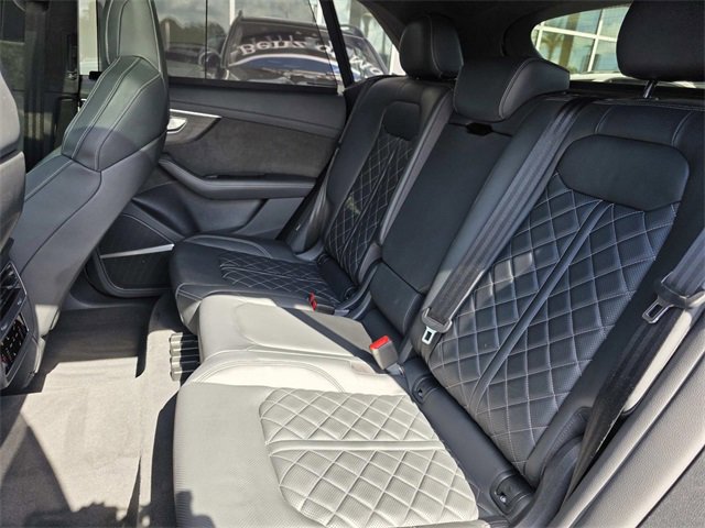Used 2021 Audi SQ8 Prestige image 10