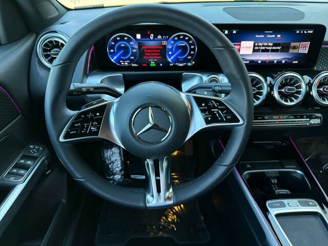 Certified 2024 Mercedes-Benz EQB 300 4MATIC image 18