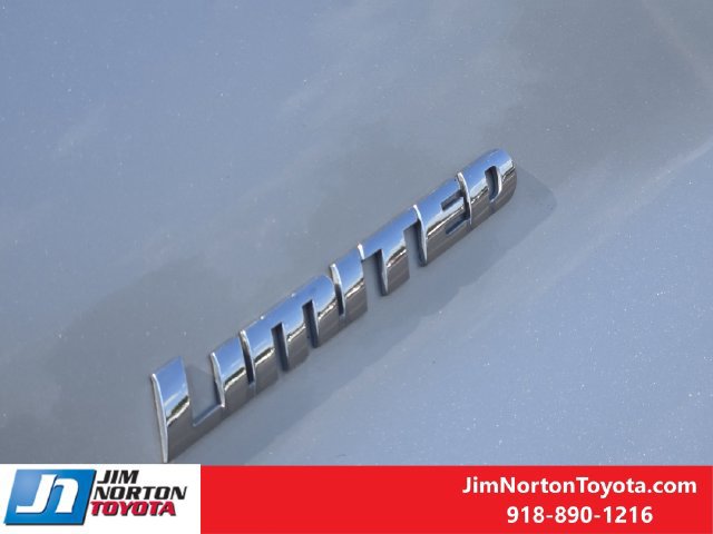 Used 2015 Toyota 4Runner Limited RWD image 13
