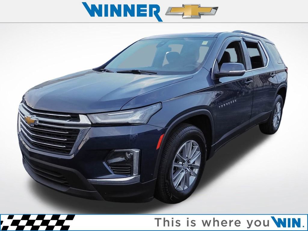 Certified 2023 Chevrolet Traverse LT image 1
