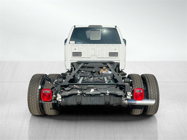 New 2025 Ford F550 4x4 Crew Cab Super Duty w/ XL Chrome Package image 4