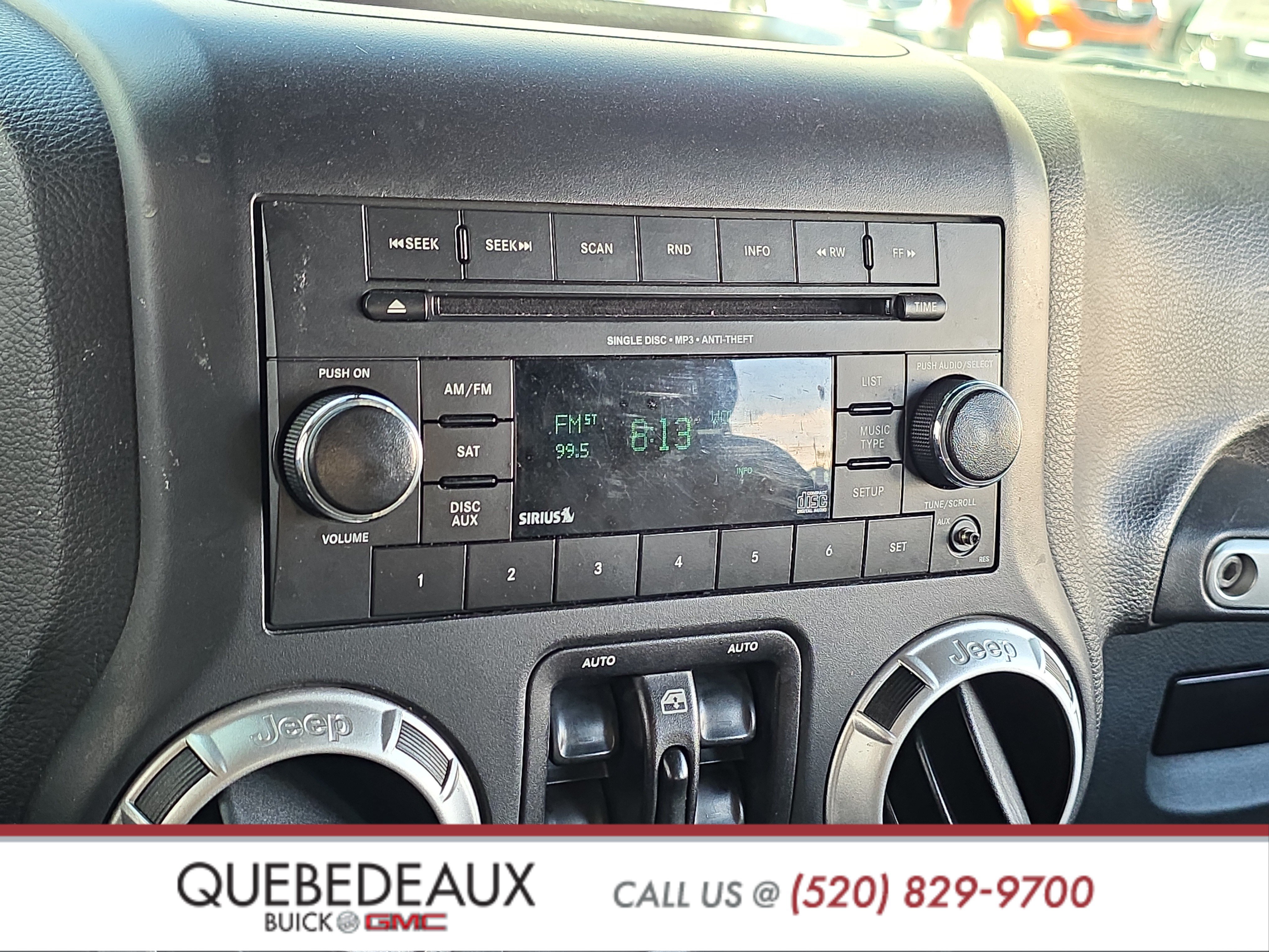 Used 2015 Jeep Wrangler Unlimited Sahara w/ Max Tow Package AWD/4WD image 17