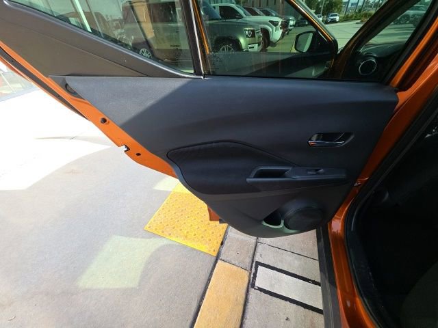 Used 2024 Nissan Kicks SV FWD image 21