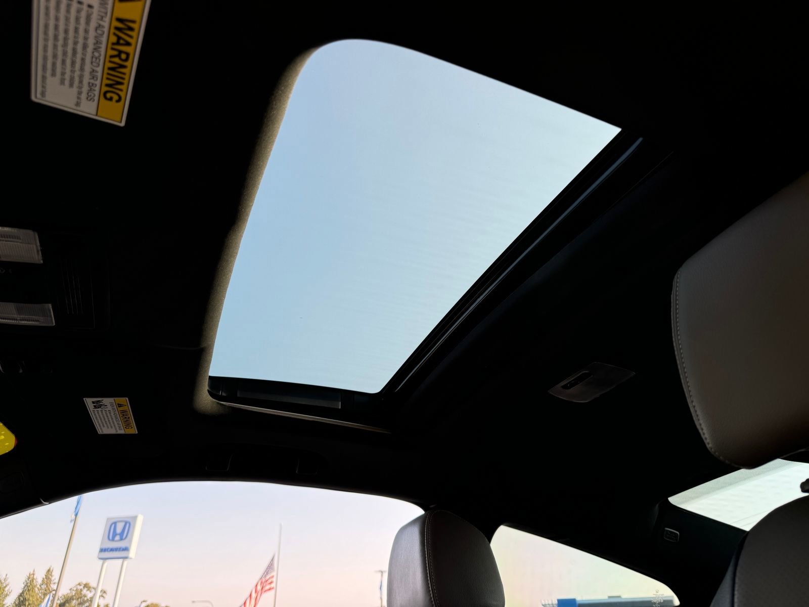 Used 2018 Honda Civic Touring image 28