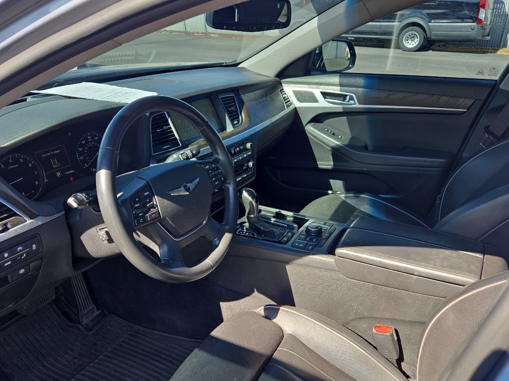 Used 2017 Genesis G80 5.0 Ultimate RWD image 7