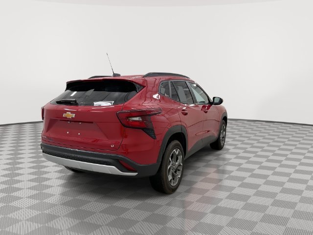 Certified 2026 Chevrolet Trax LT w/ Sunroof Package FWD image 12