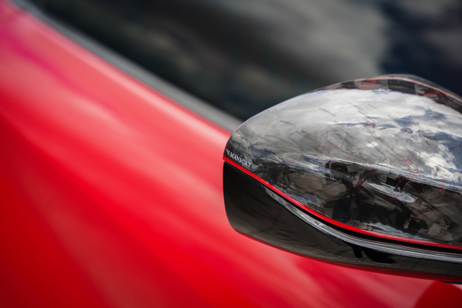 Used 2020 Ferrari 812 Superfast RWD image 26