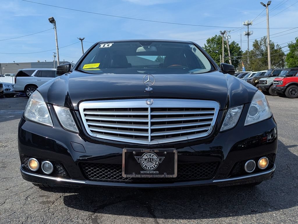 Used 2010 Mercedes-Benz E 350 4MATIC Sedan image 4