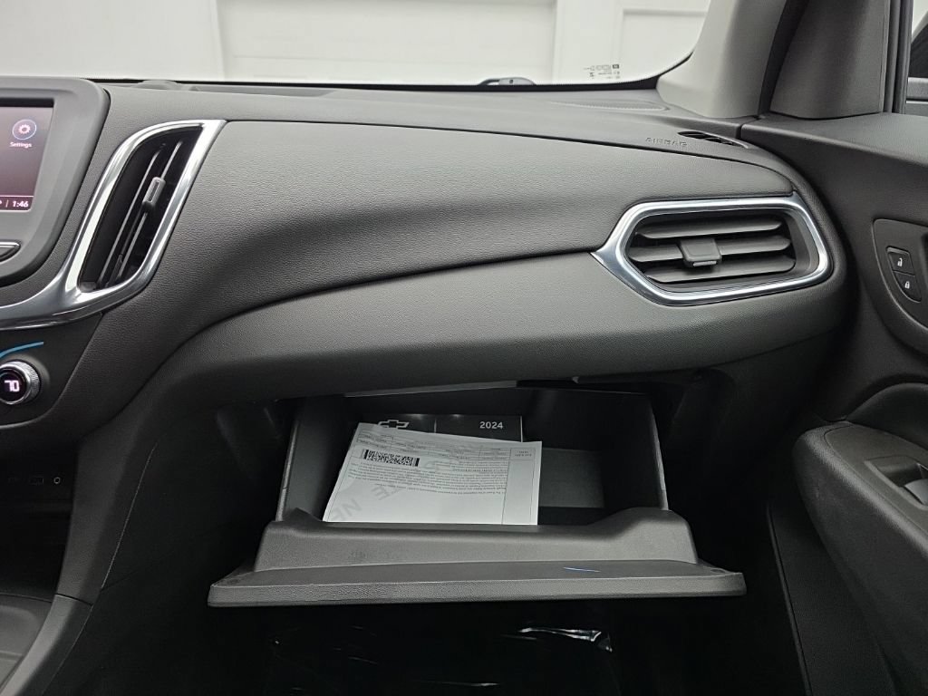 Used 2024 Chevrolet Equinox LT AWD/4WD image 41