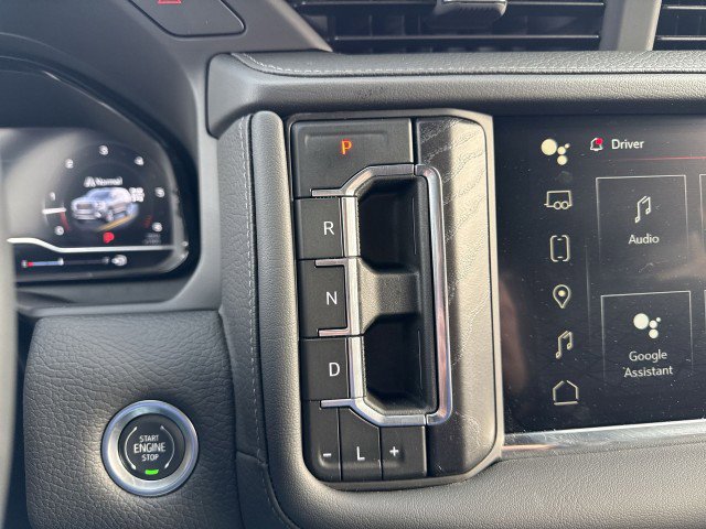 Used 2024 GMC Yukon Denali w/ Advanced Technology Package image 22