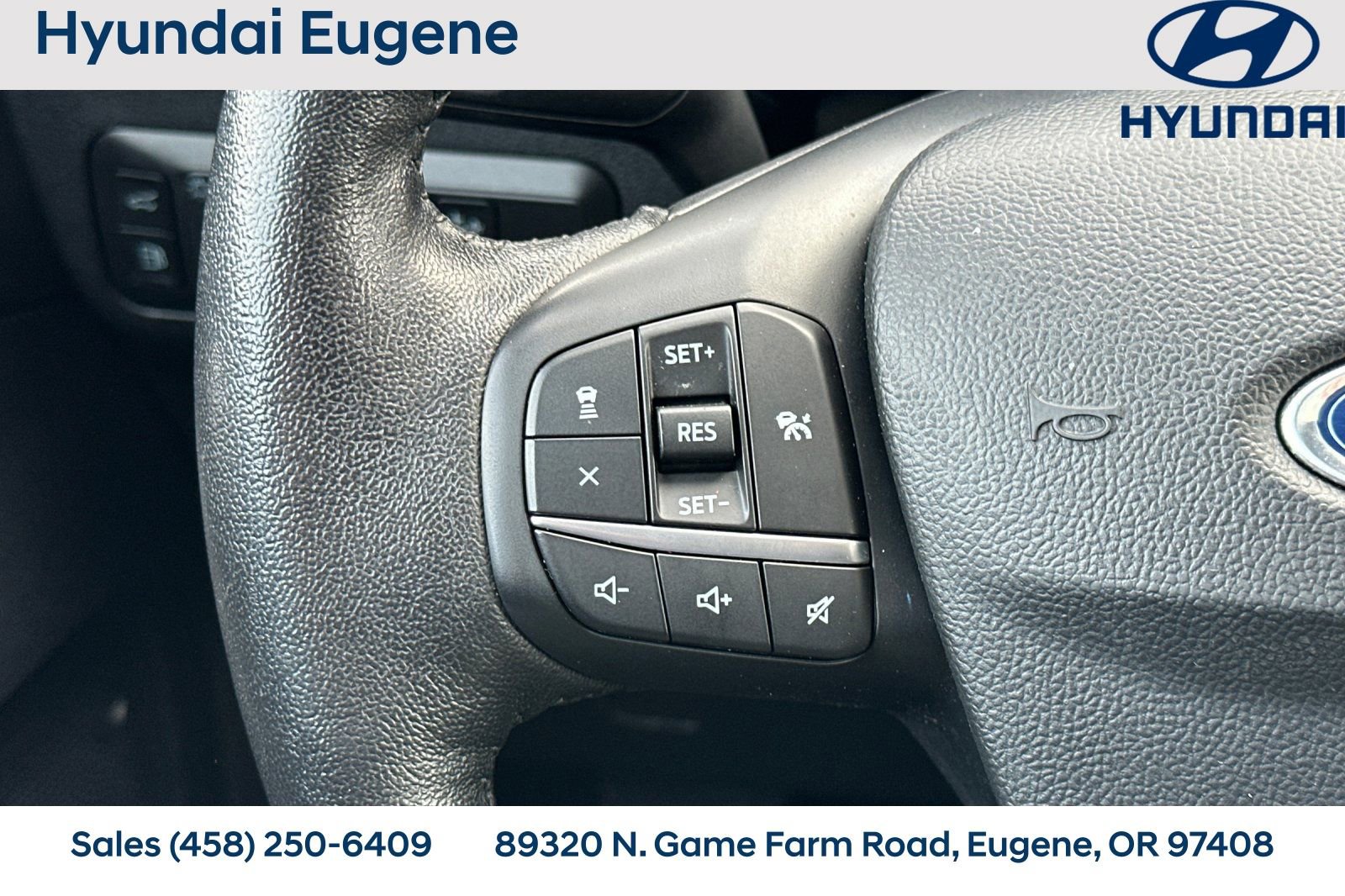 Used 2020 Ford Escape SE Sport image 30