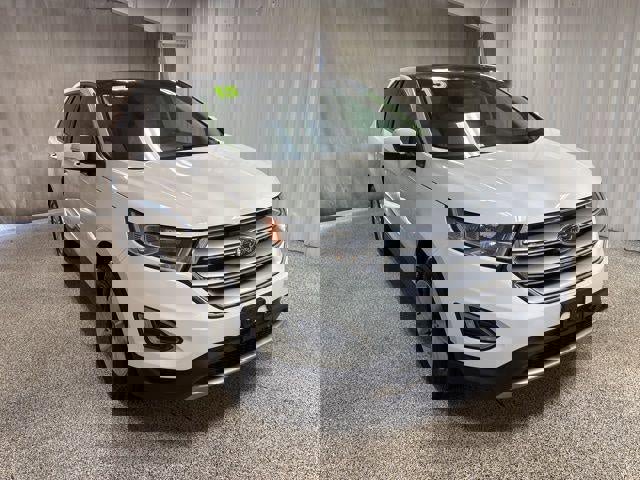 Used 2015 Ford Edge SEL w/ Equipment Group 201A AWD/4WD image 2