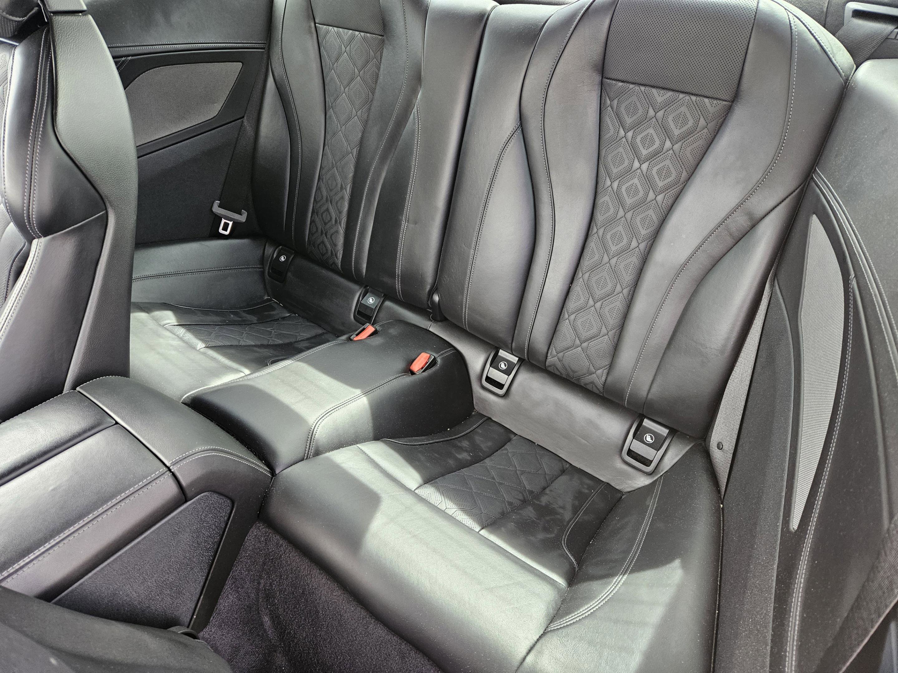 Used 2020 BMW M8 Coupe image 29