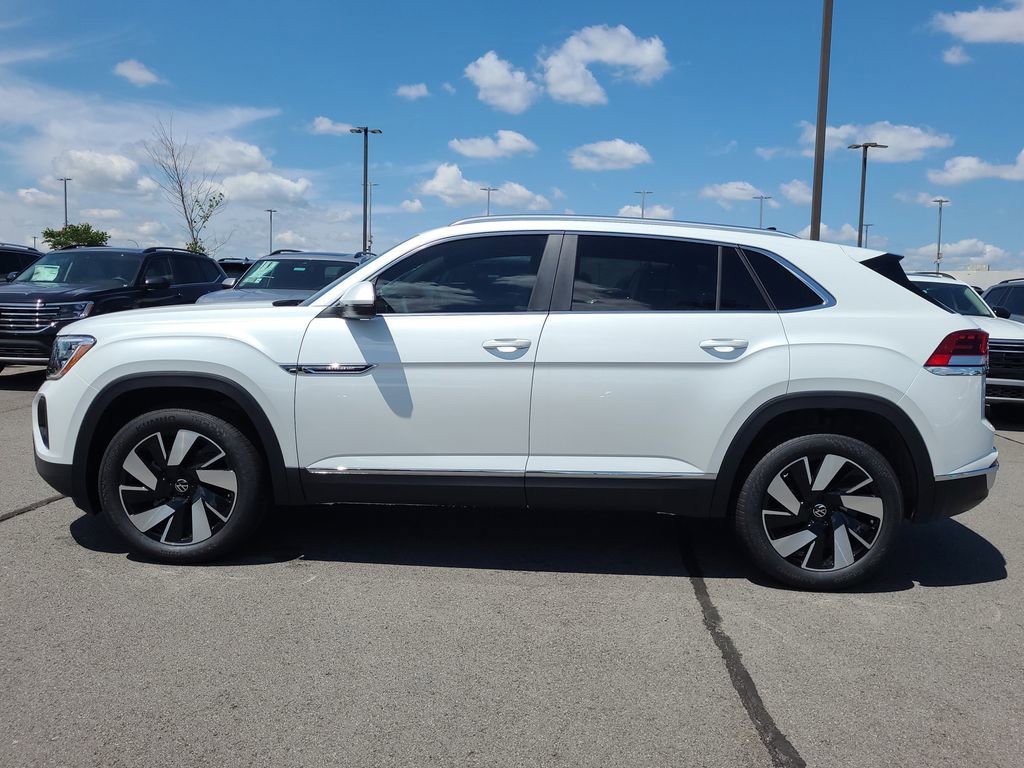 New 2026 Volkswagen Atlas Cross Sport SEL AWD/4WD image 2