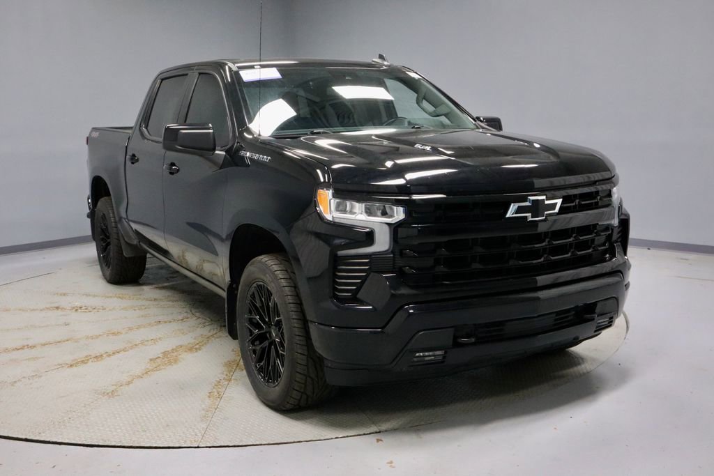 Used 2023 Chevrolet Silverado 1500 RST AWD/4WD image 1