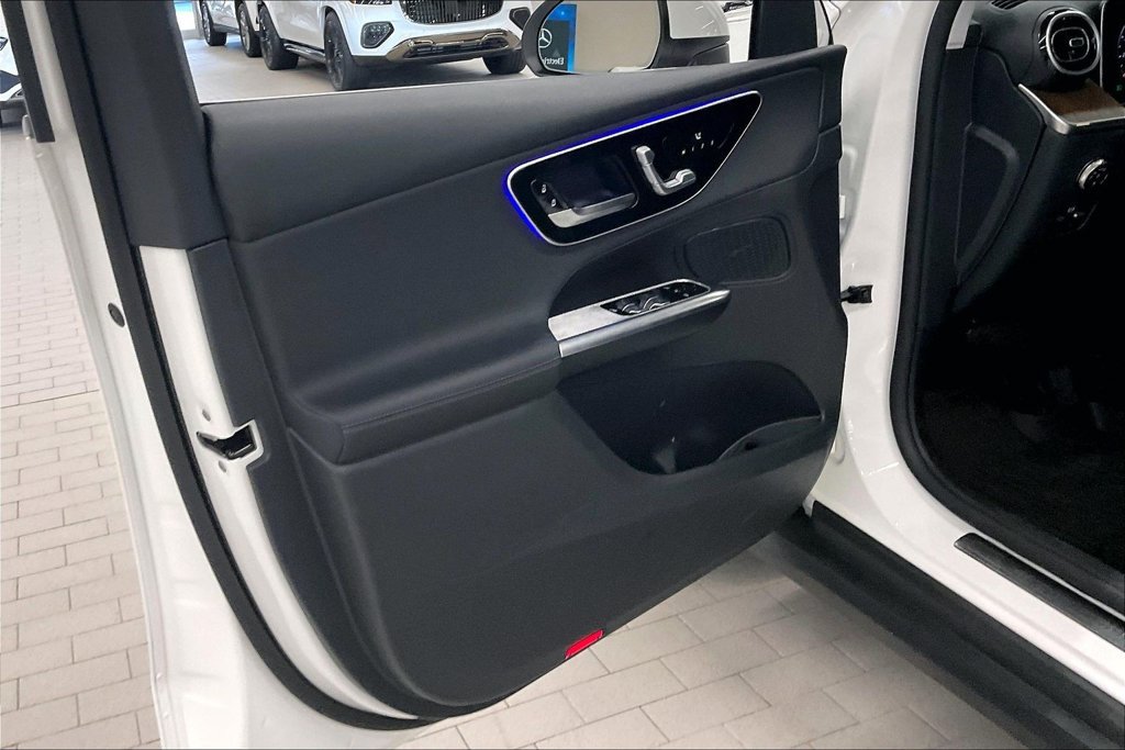 Certified 2025 Mercedes-Benz GLC 350e 4MATIC image 15