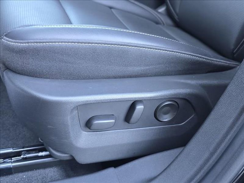 Certified 2025 Buick Envision Preferred image 12