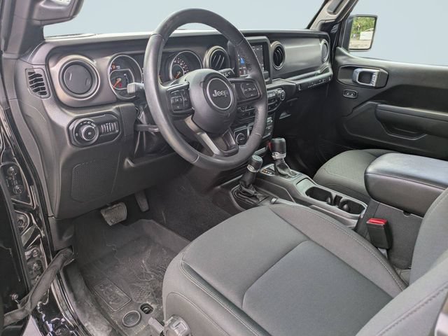 Used 2022 Jeep Wrangler Sport AWD/4WD image 14