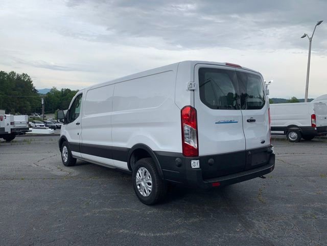 New 2024 Ford E-Transit Low Roof RWD image 5