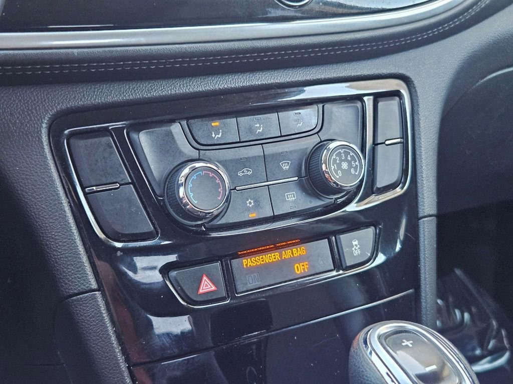 Used 2018 Buick Encore Preferred image 21