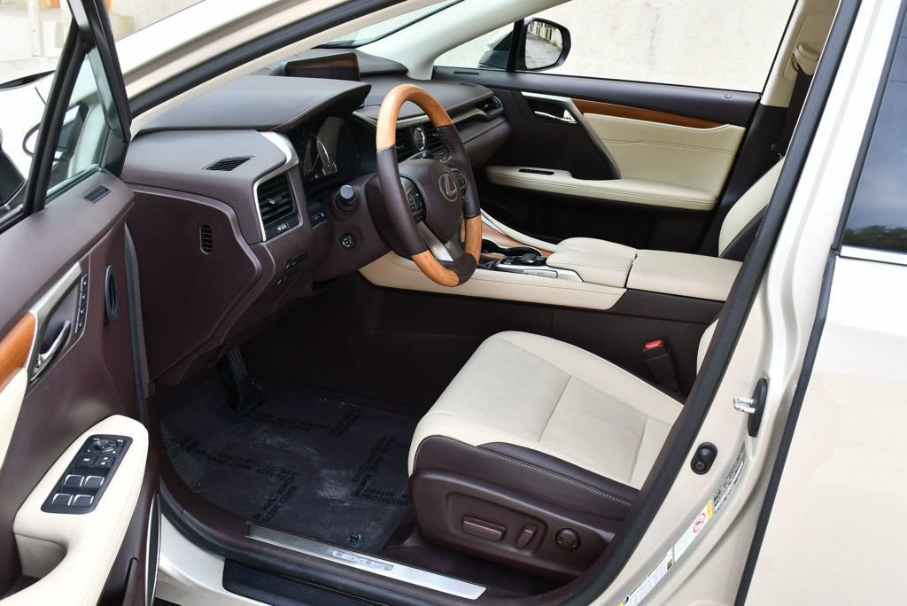 Used 2019 Lexus RX 350 AWD w/ Navigation Package image 43