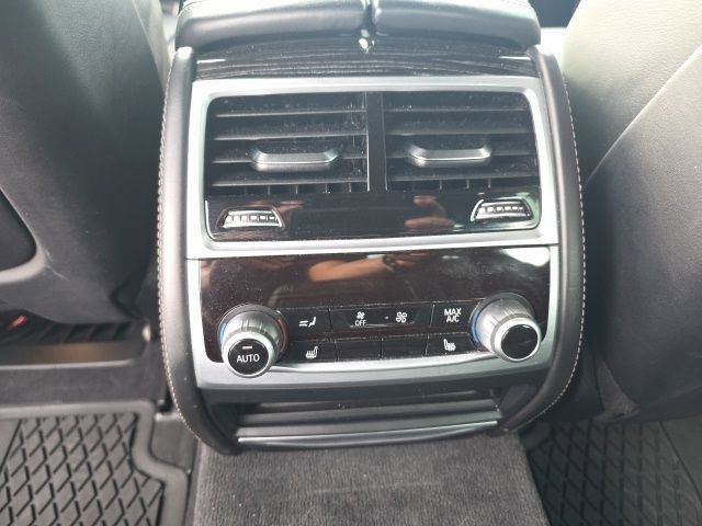 Used 2019 BMW 750i xDrive 750i xDrive w/ M Sport Package image 11