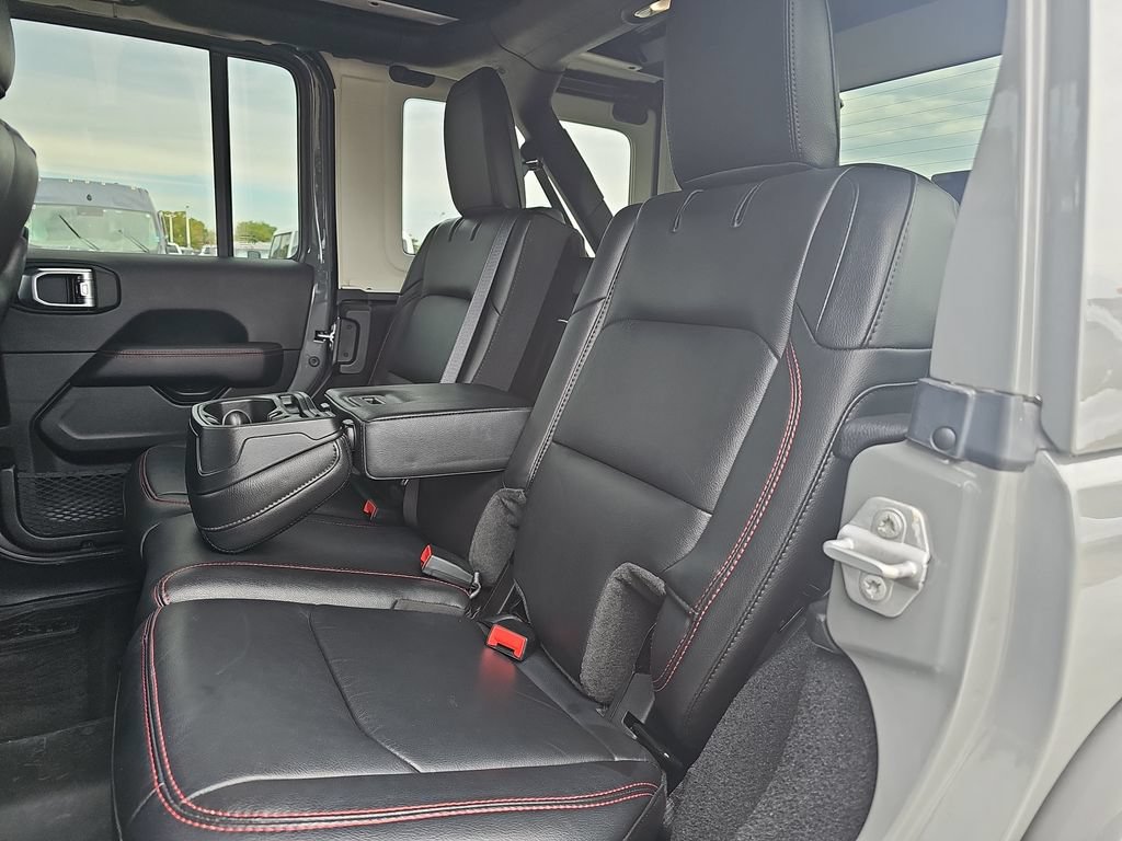 Used 2023 Jeep Wrangler Unlimited Rubicon w/ Xtreme 35 Tire Package AWD/4WD image 13