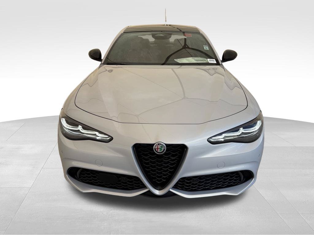 New 2026 Alfa Romeo Giulia AWD image 4