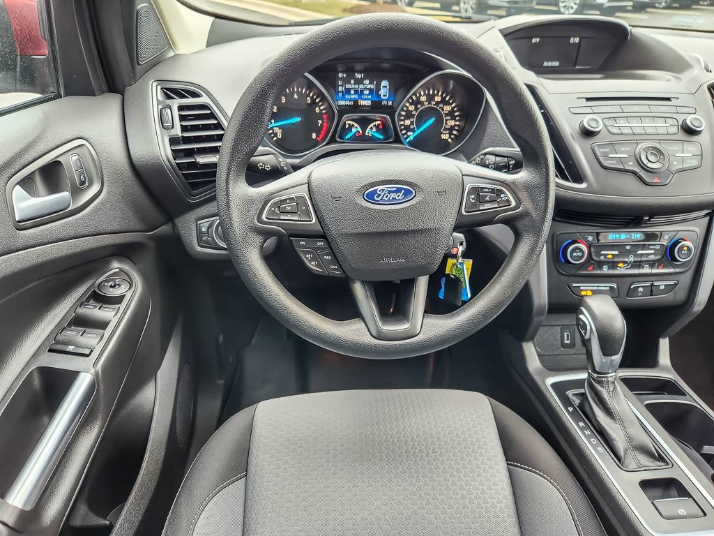 Used 2018 Ford Escape SE FWD image 11