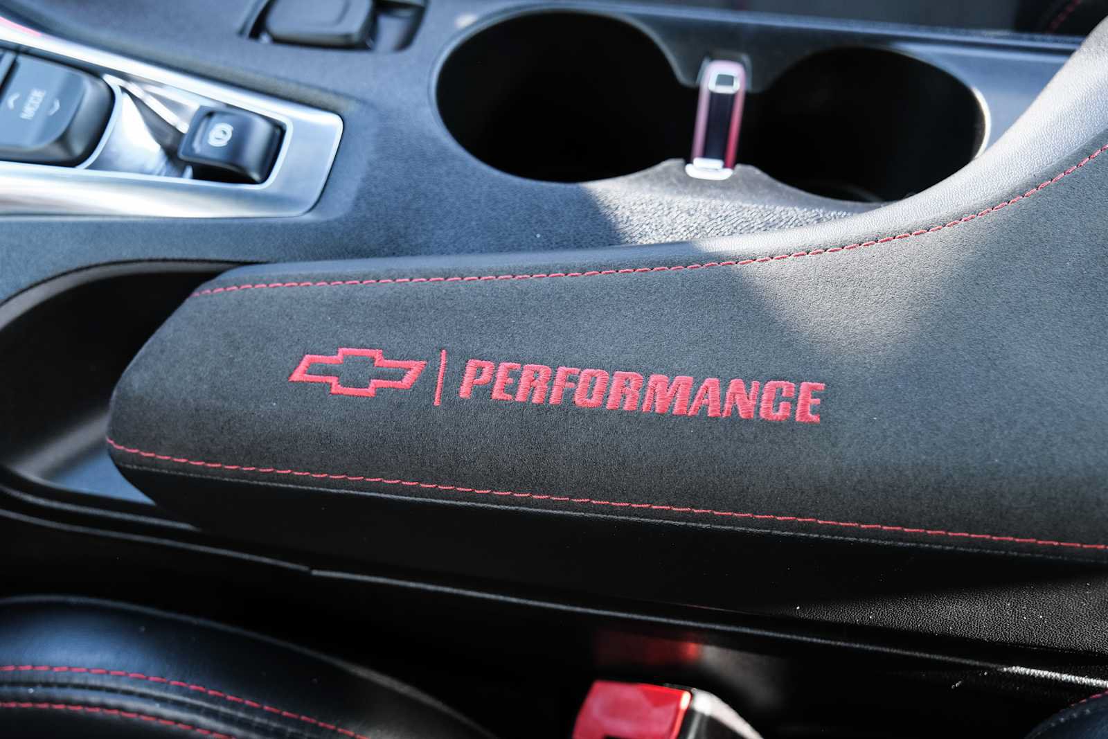 Used 2019 Chevrolet Camaro ZL1 RWD image 42
