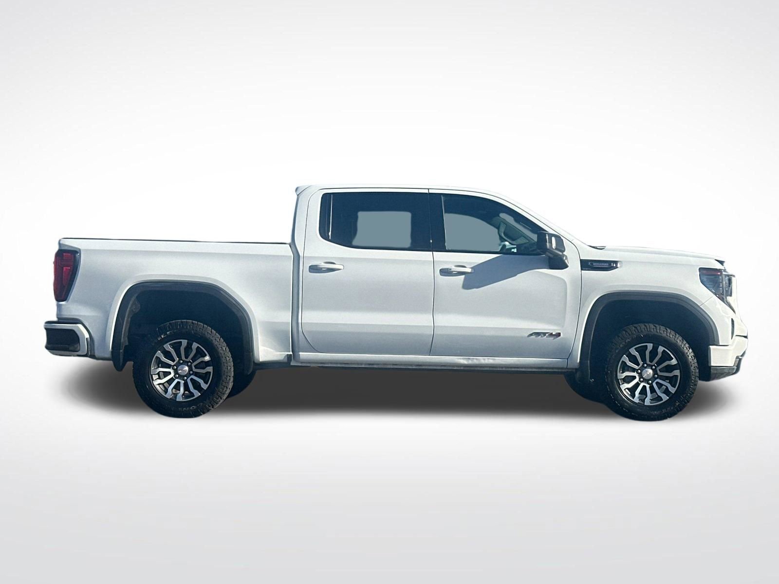Used 2022 GMC Sierra 1500 AT4 w/ AT4 Preferred Package image 2