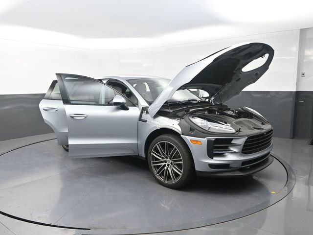 Used 2019 Porsche Macan AWD/4WD image 39