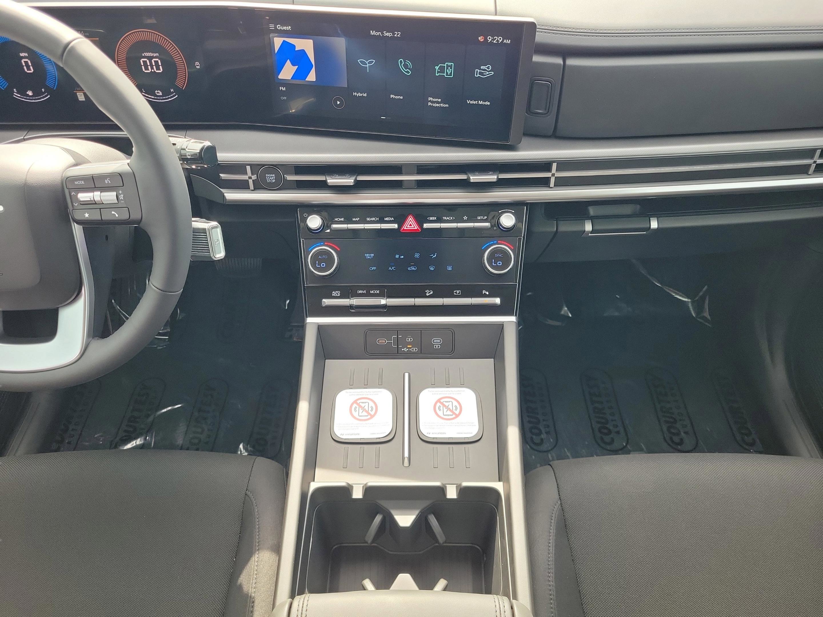 New 2026 Hyundai Santa Fe SE image 21