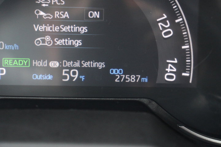 Certified 2025 Toyota RAV4 LE AWD/4WD image 27