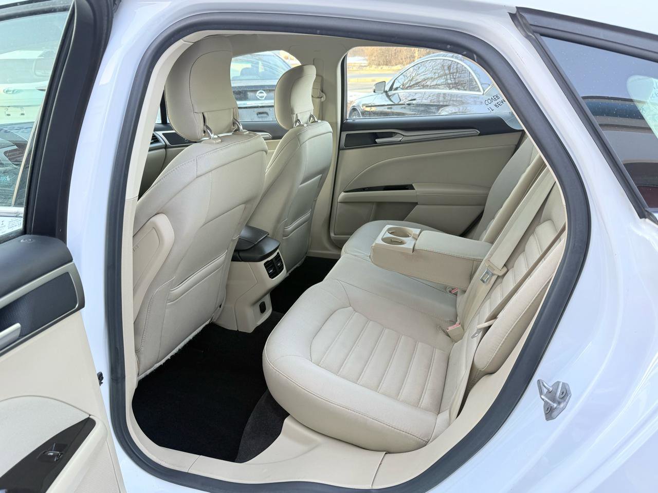 Used 2014 Ford Fusion SE image 15