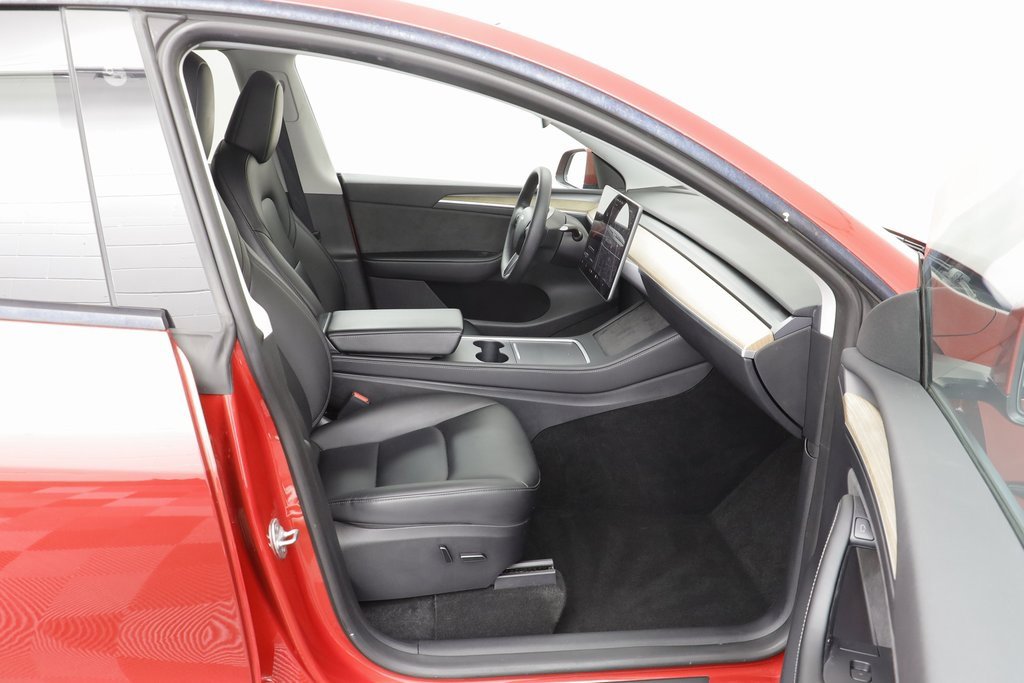 Used 2023 Tesla Model Y Long Range image 21