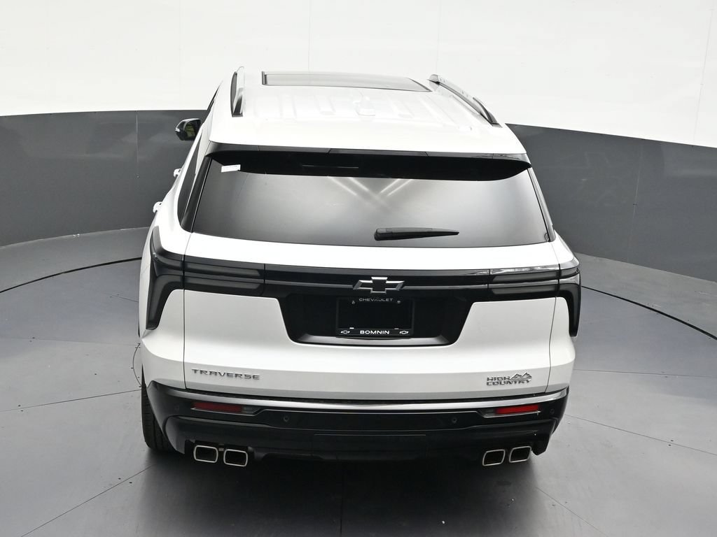 Used 2025 Chevrolet Traverse High Country FWD image 20