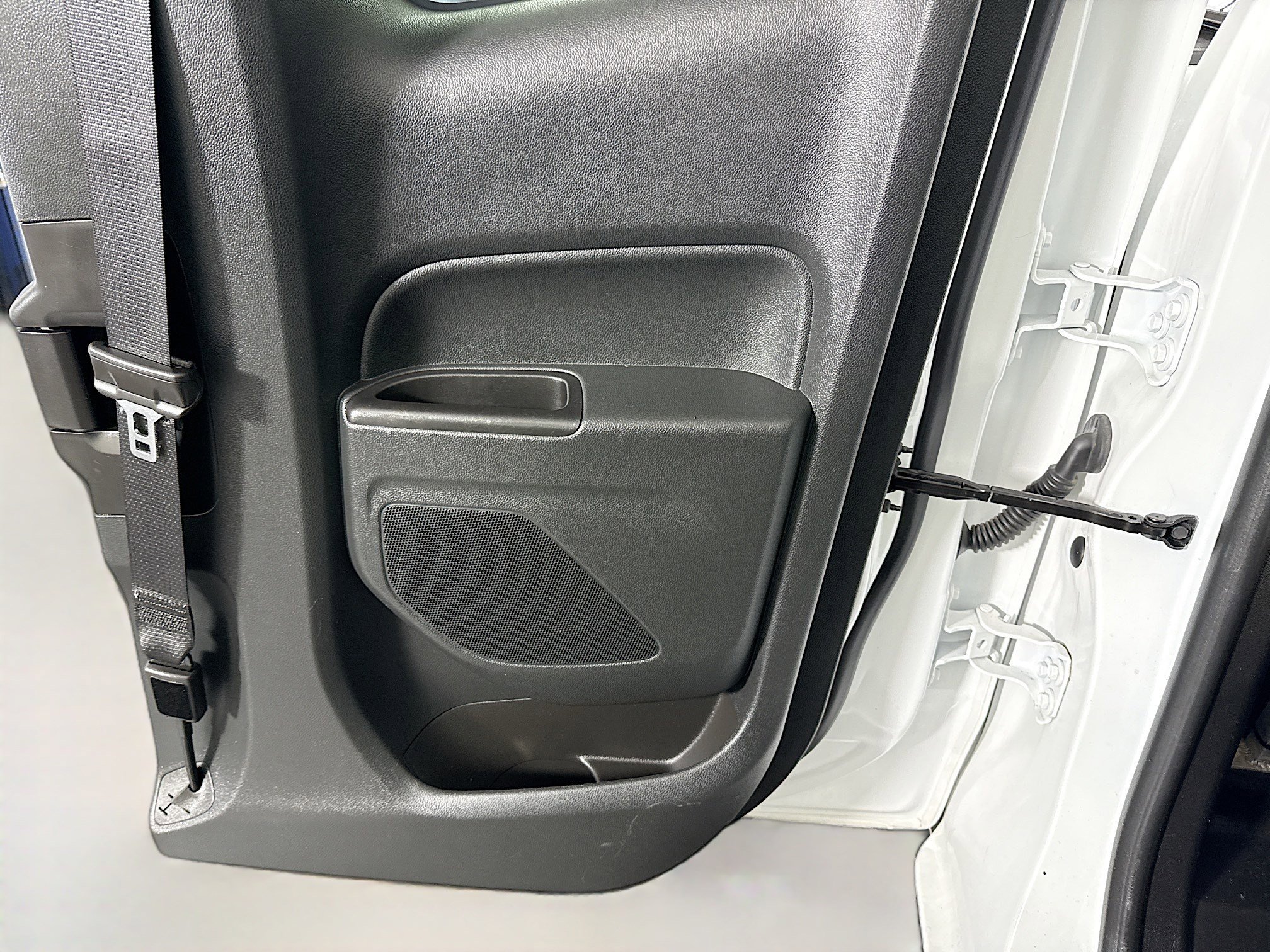 Used 2022 Chevrolet Colorado LT w/ Fleet Safety Package image 27