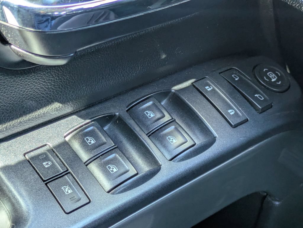 Used 2016 Chevrolet Silverado 1500 LT AWD/4WD image 21