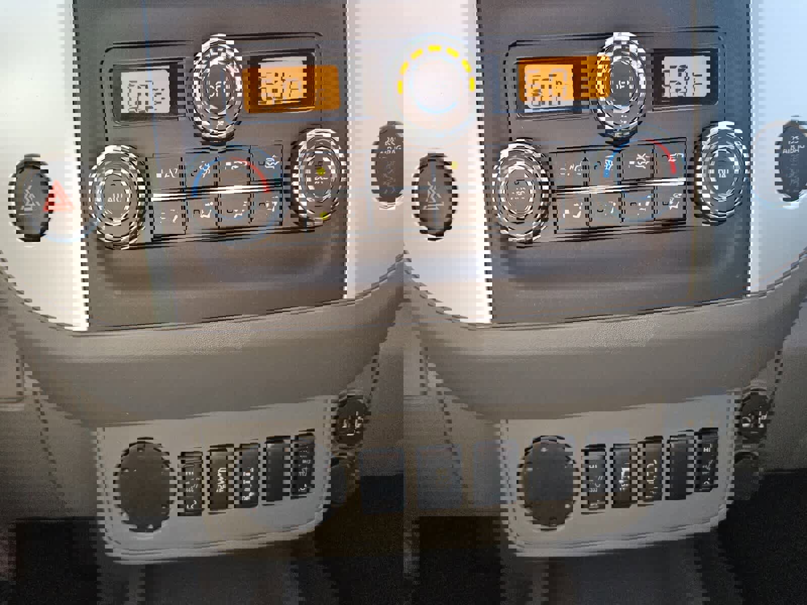 Used 2019 Nissan Frontier SV w/ Value Truck Package image 10